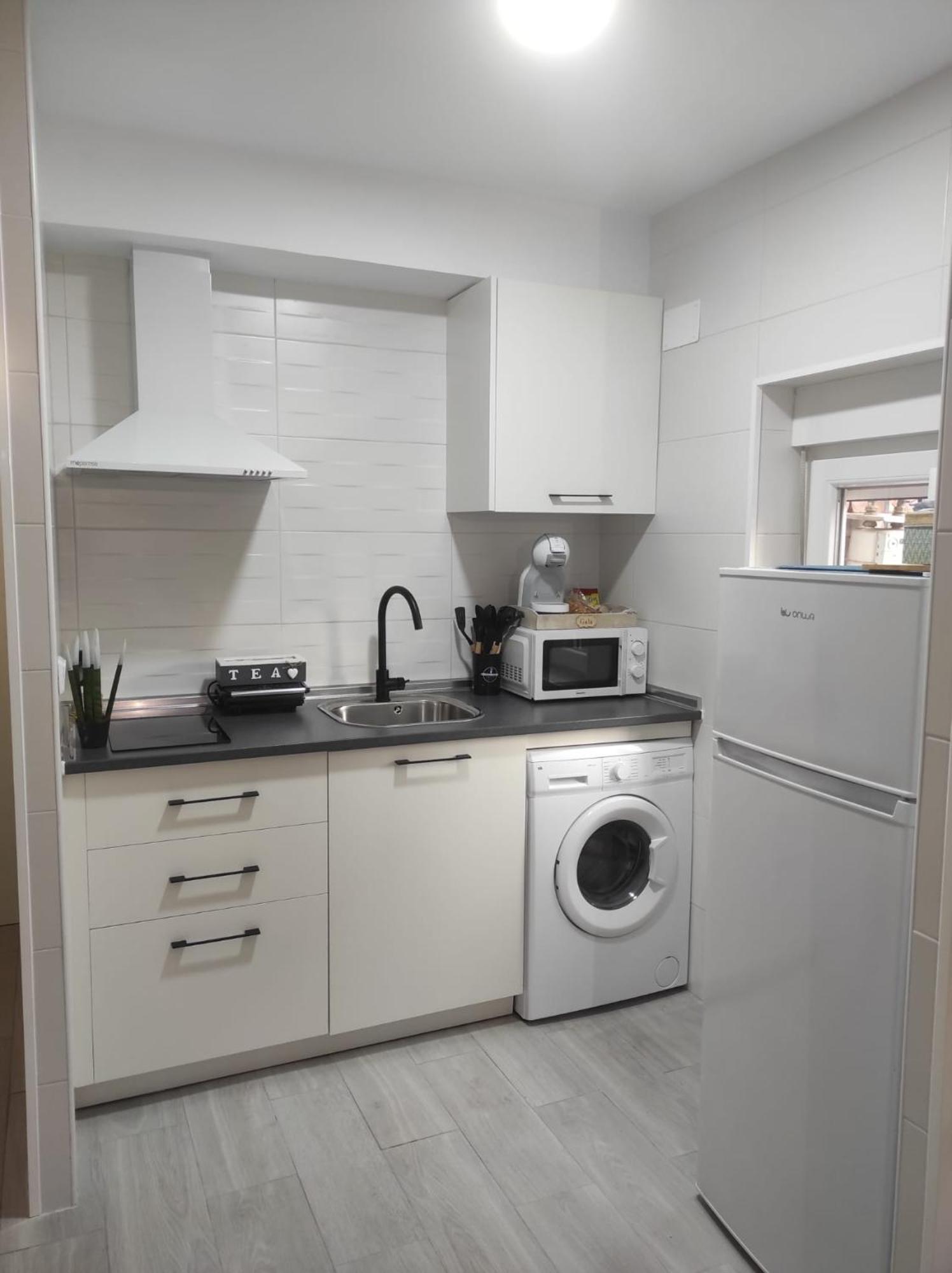 Apartamento En Toledo Ideal Para Visitas A Puy Du Fou Eksteriør bilde